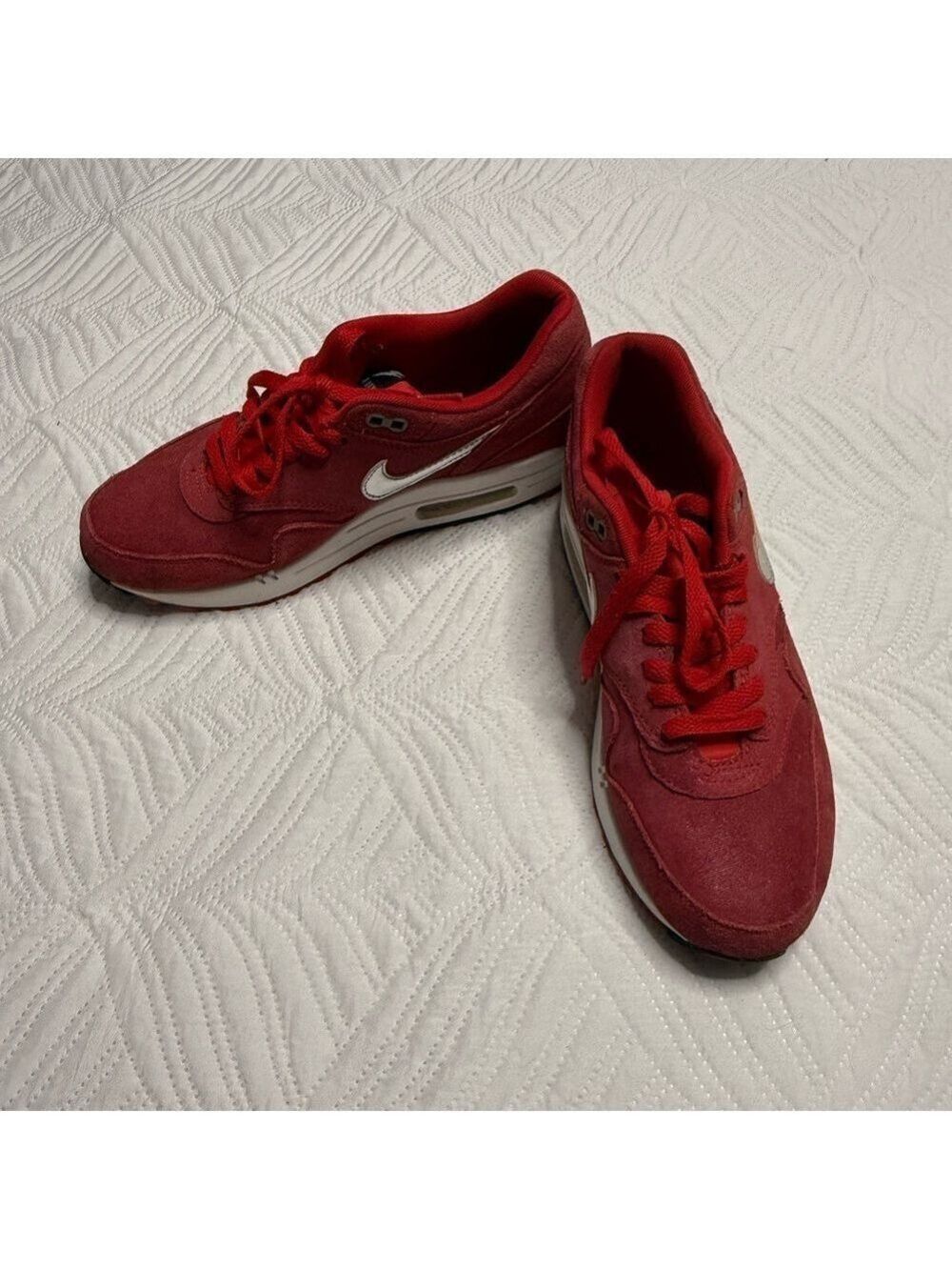 Nike Air Max One Women’s Red Suede Low Top Athletic Shoes. Size 8.5